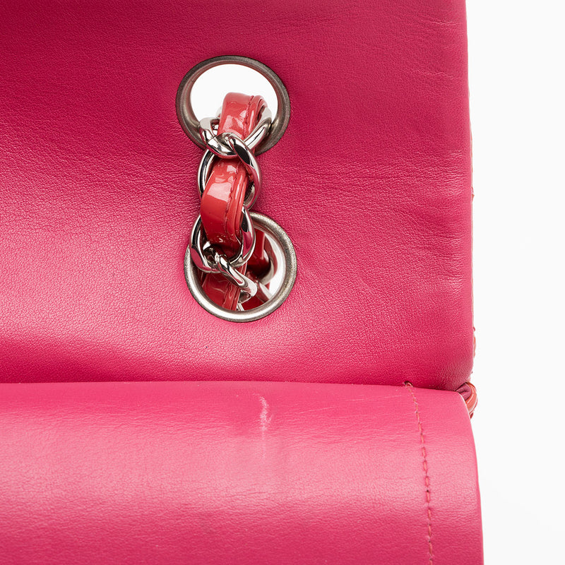 Chanel Patent Leather Classic Medium Double Flap Bag (SHF-4dhv1Q)