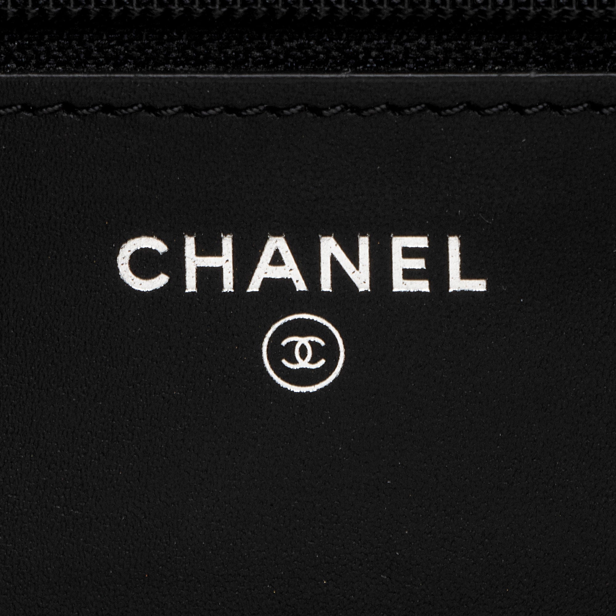 Chanel Patent Leather Classic Wallet on Chain (SHF-8fowjN)