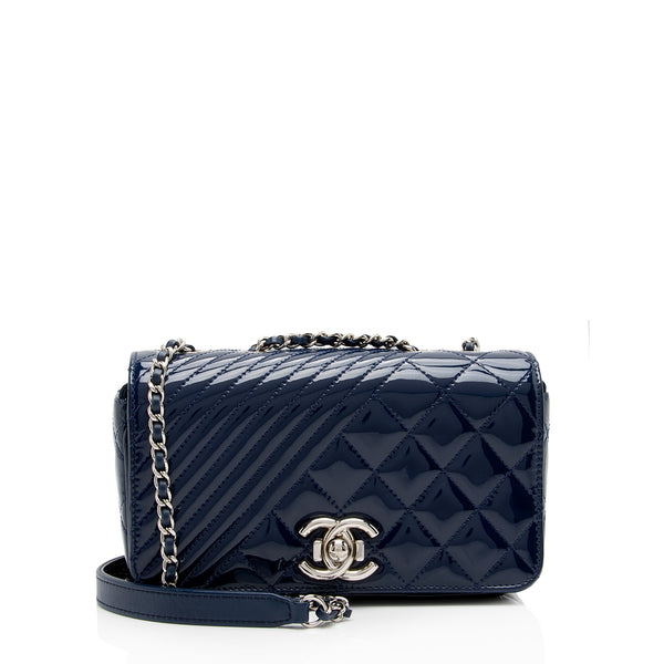Chanel Patent Leather Coco Boy Small Flap Bag (SHF-mwPK8i)