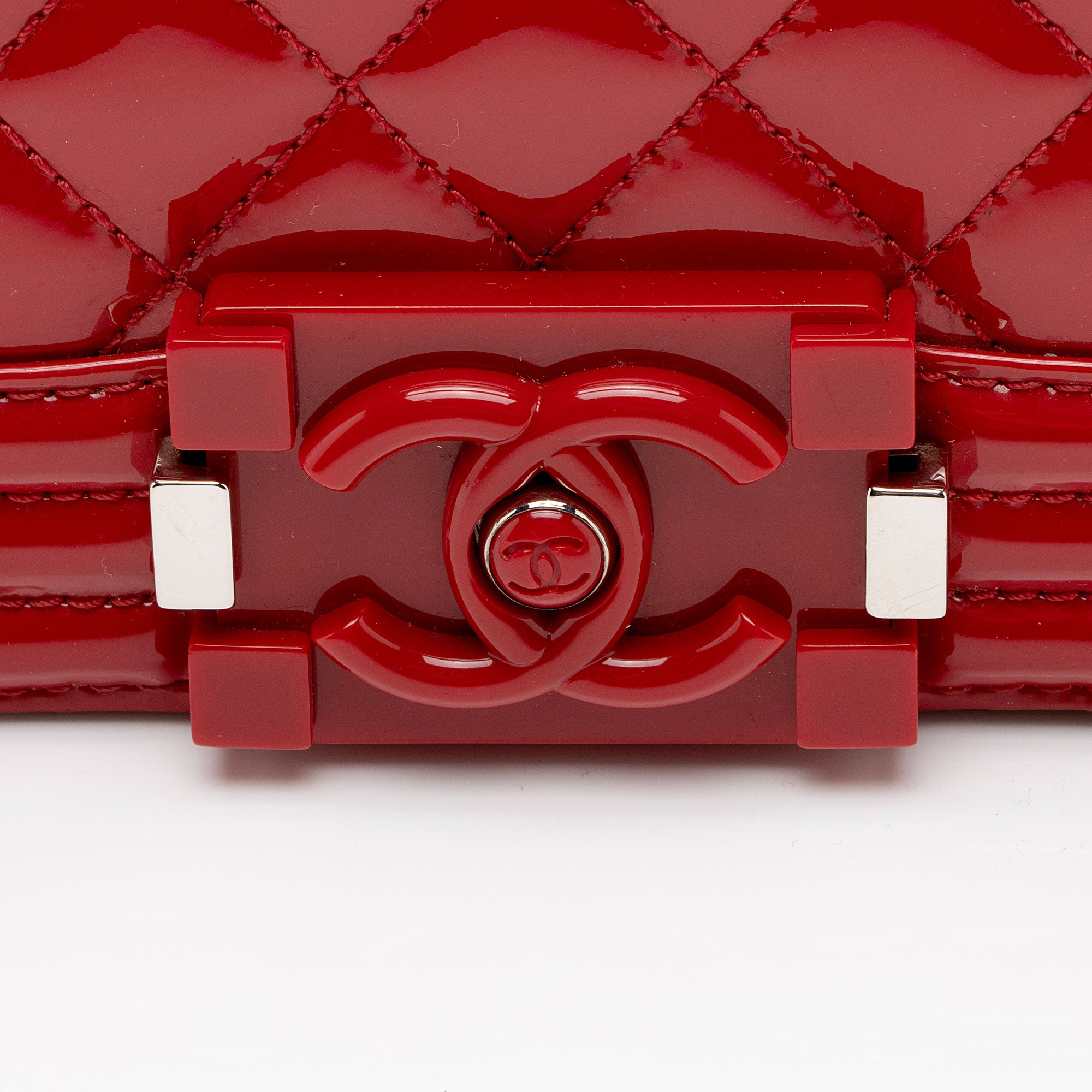 Chanel Patent Leather Plexiglass Old Medium Boy Bag