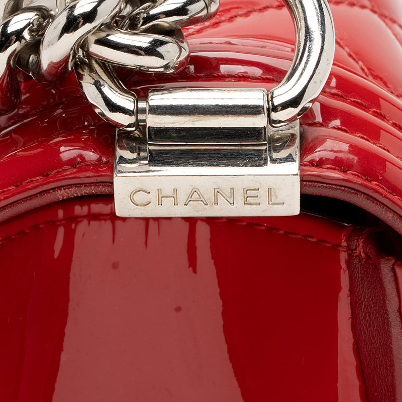 Chanel Patent Leather Plexiglass Old Medium Boy Bag (SHF-ysM1xr)