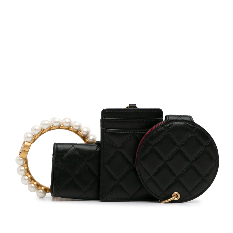 Chanel Pearl Crown CC Wristlet Multi Pouches (SHG-iLLXLn)