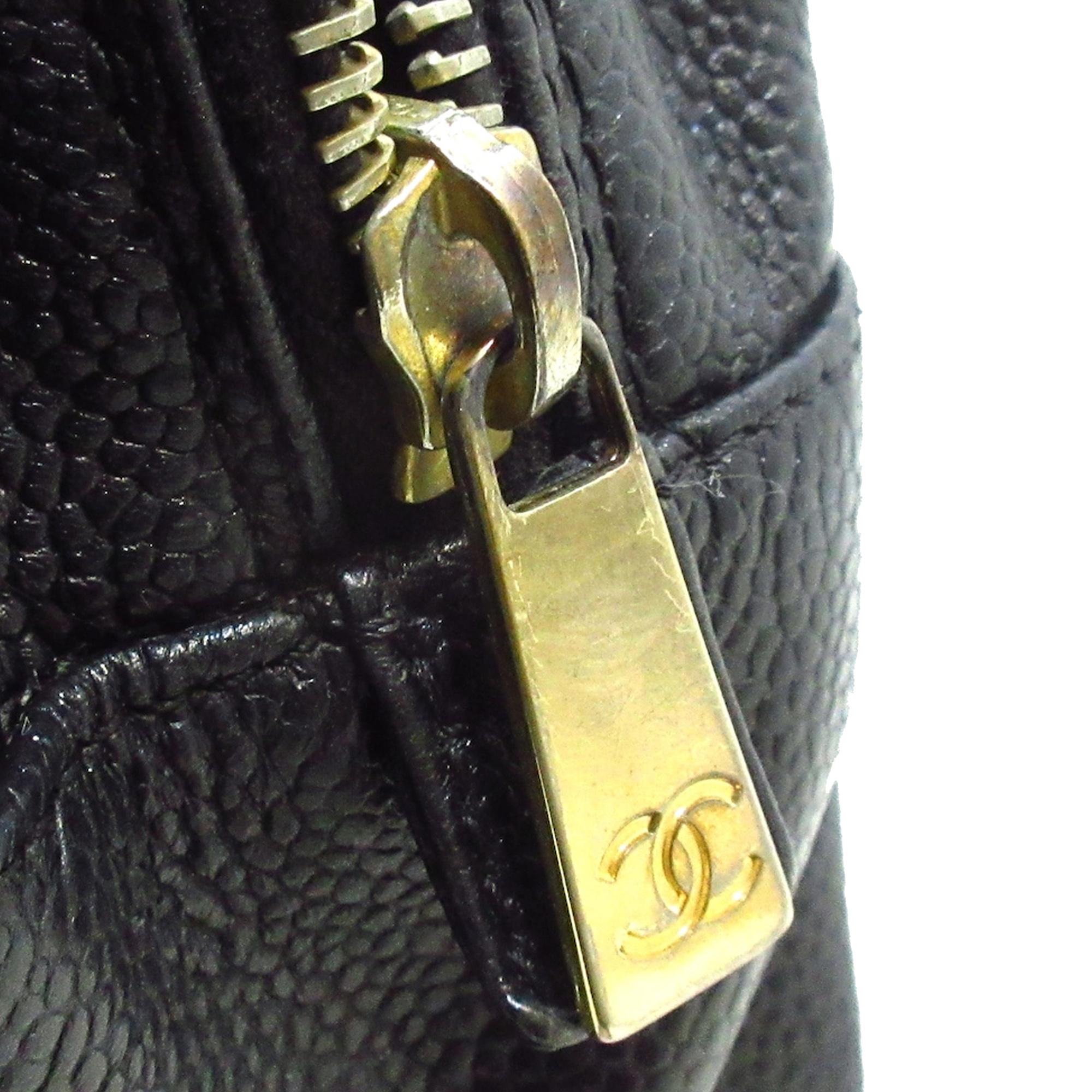 Chanel Petite Caviar Timeless Shopping Tote (SHG-Qfffqc)