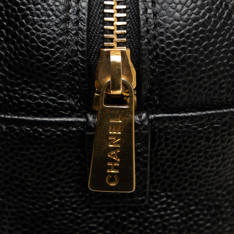 Chanel Petite Caviar Timeless Tote (SHG-xAETD6)