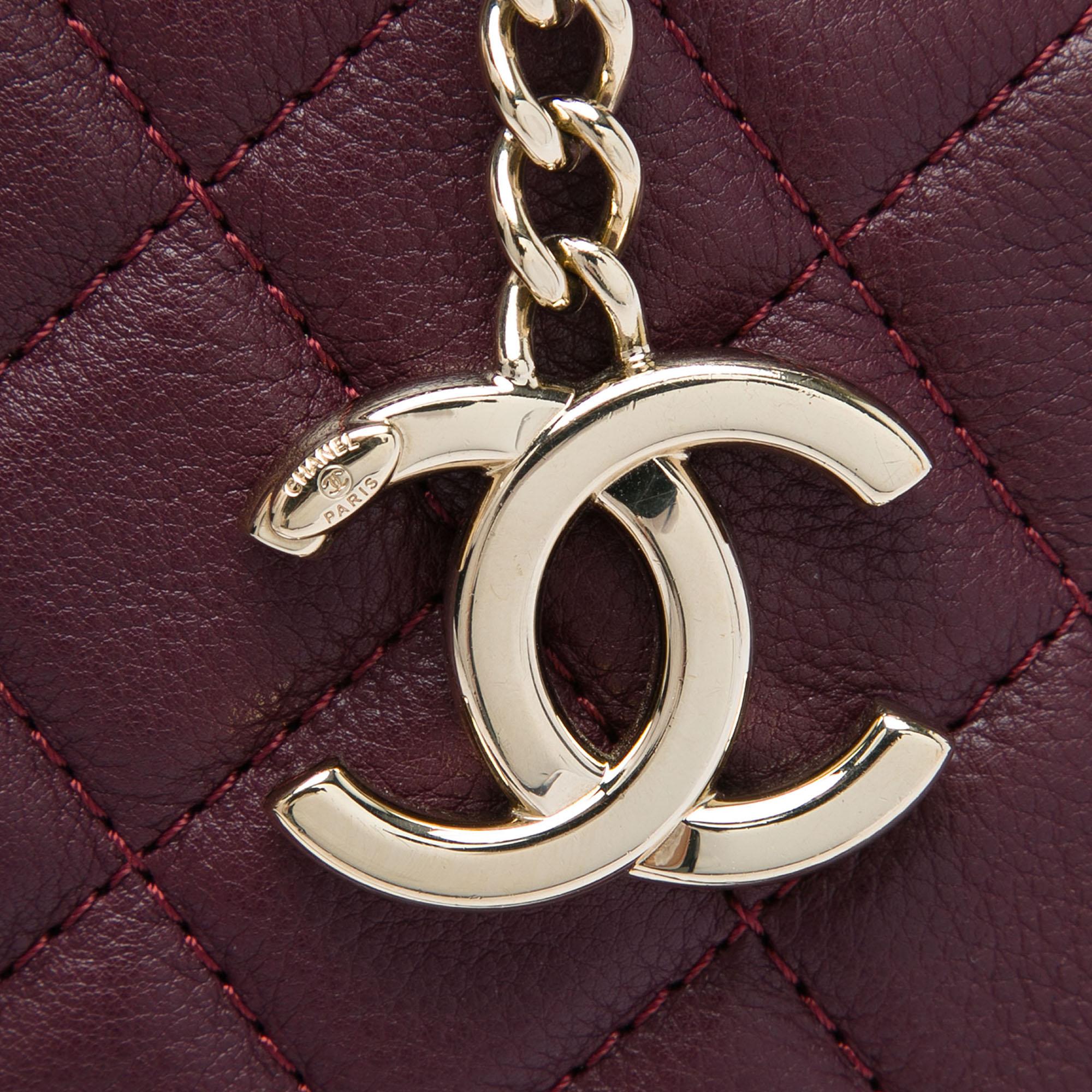 Chanel Quilted Calfskin Banane Waist Bag