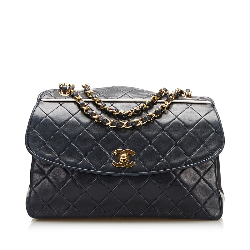 vintage chanel quilted flap