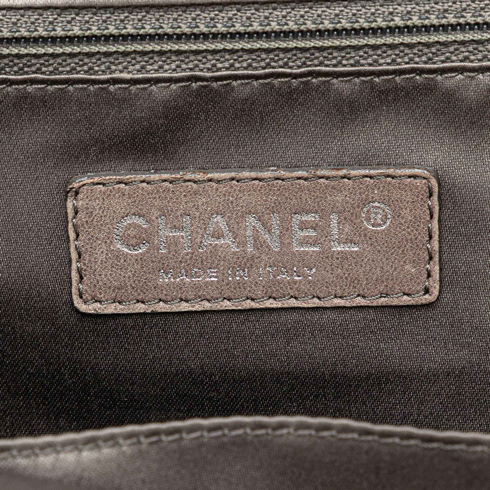 Chanel Quilted Glazed Calfskin and Tweed Portobello Frame Satchel