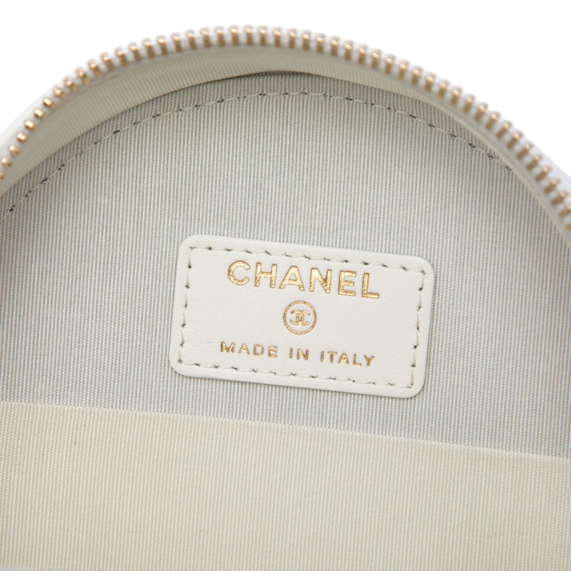 Chanel Quilted Goatskin 19 Round Clutch With Chain