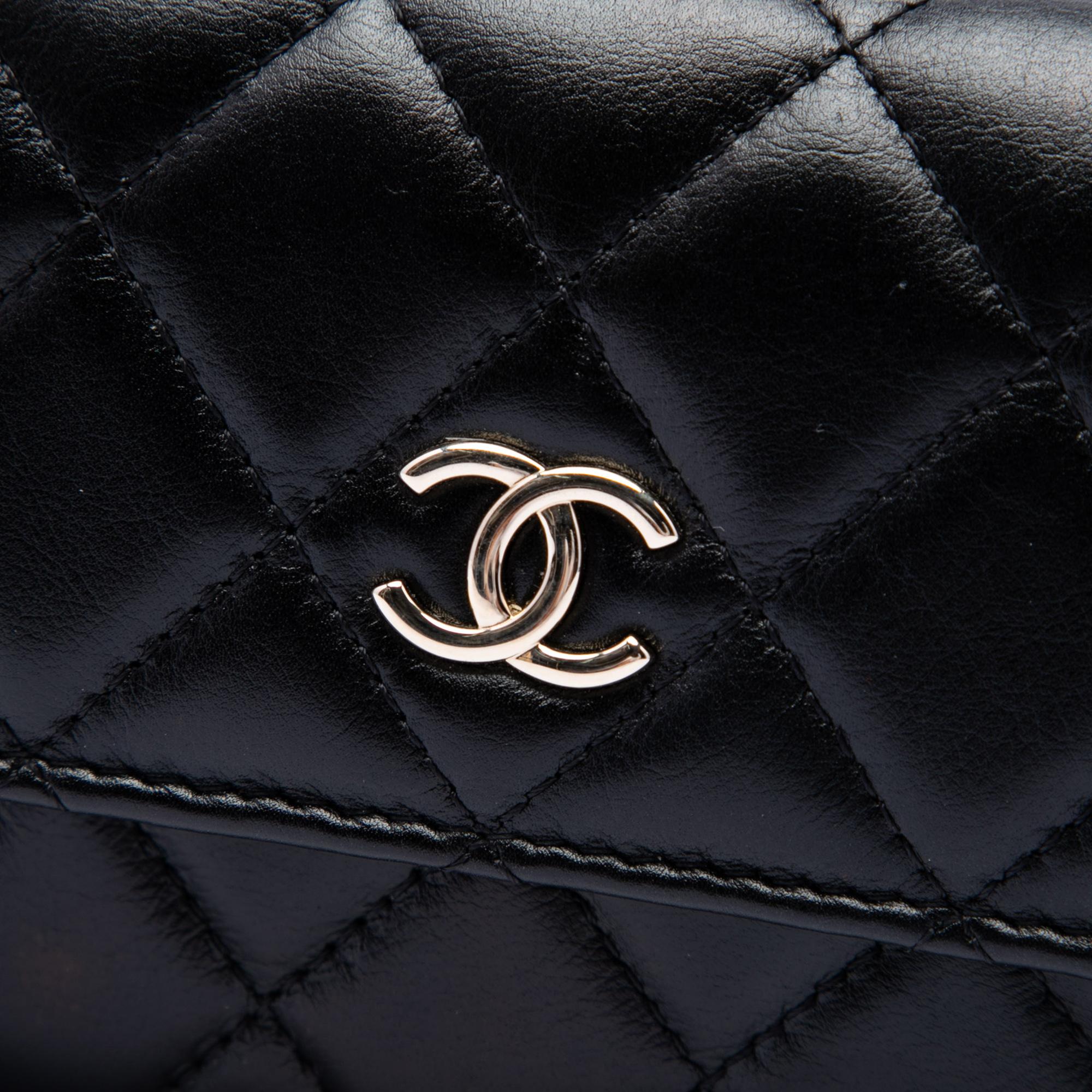 Chanel Quilted Lambskin Maxi Pearls Clutch With Chain