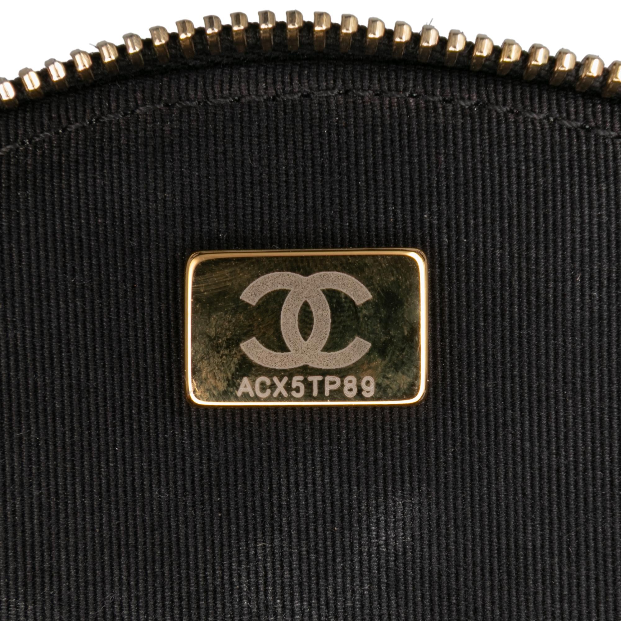 Chanel Quilted Lambskin Oval Logo Chain Top Handle Round Clutch on Chain
