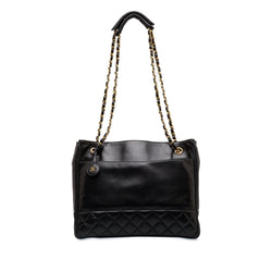 Chanel Quilted Lambskin Tote Bag (SHG-UnBCHn)