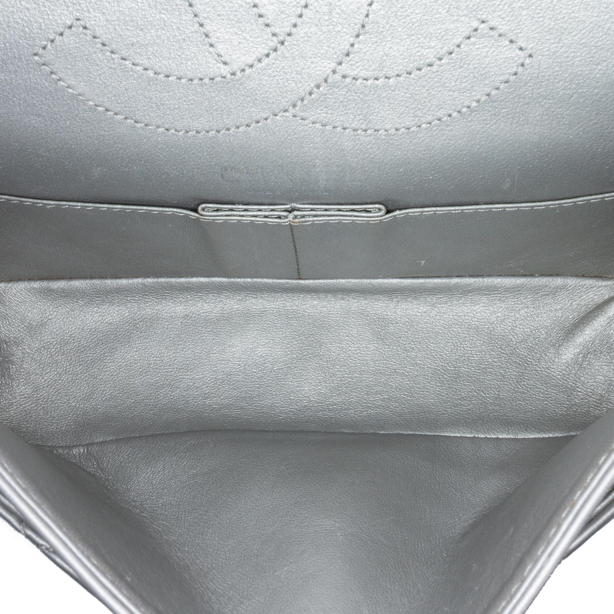 Chanel Reissue 2.55 Aged Calfskin Flap 225