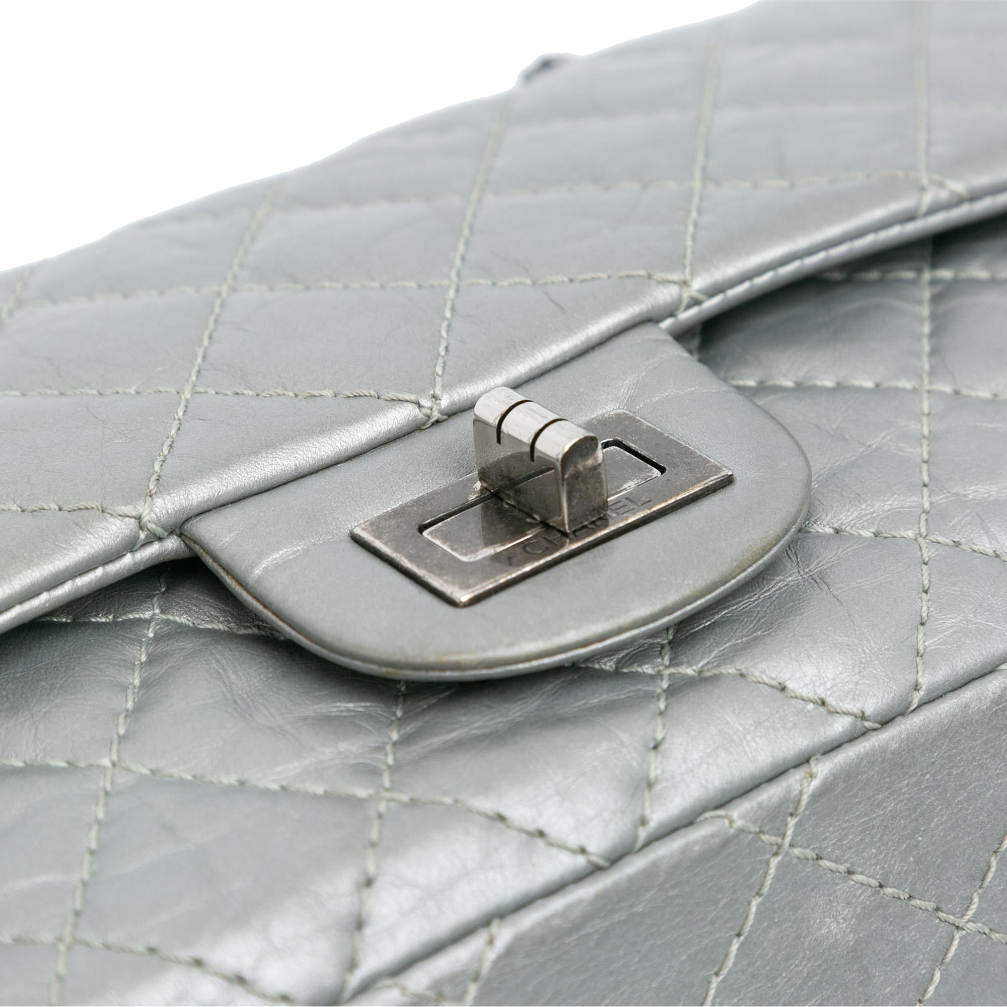 Chanel Reissue 2.55 Aged Calfskin Flap 225