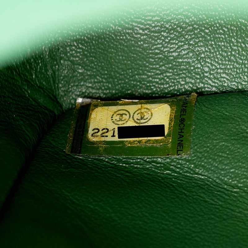 Chanel Scallop Quilted Suede Pagoda Medium Flap Bag (SHF-StVv1m)
