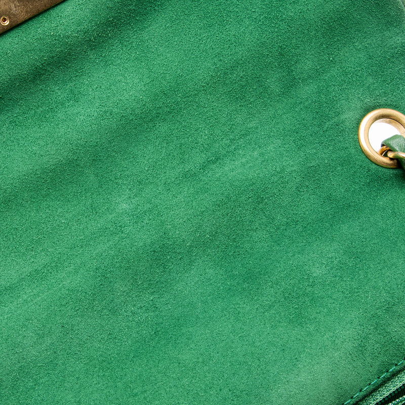 Chanel Scallop Quilted Suede Pagoda Medium Flap Bag (SHF-StVv1m)