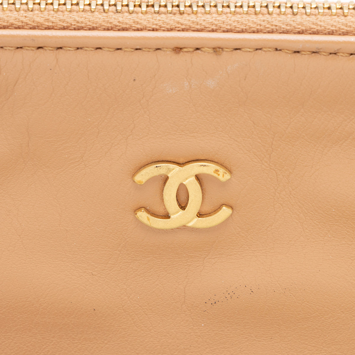 Chanel Shiny Calfskin Small Chanel 22 Pochette