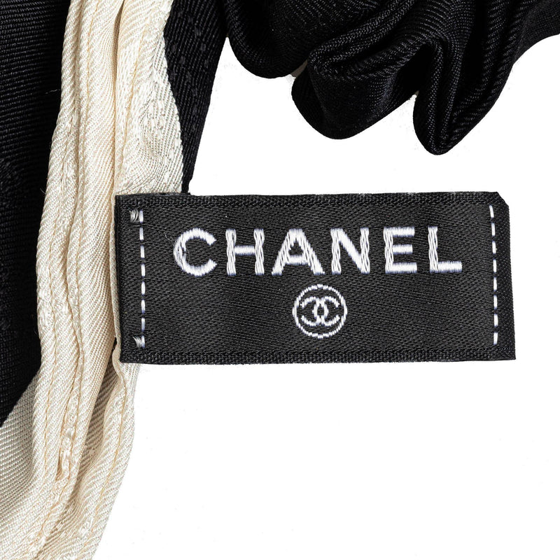 Chanel Silk CC Bow Scrunchie (SHG-GXTRwZ)