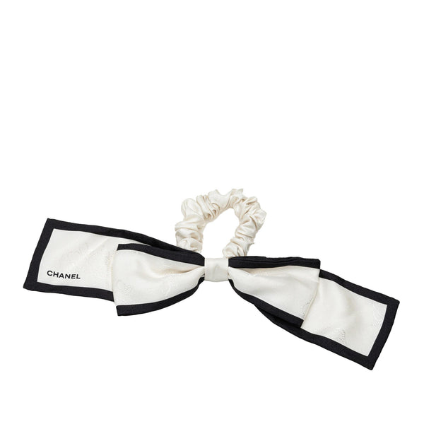 Chanel Silk CC Bow Scrunchie (SHG-AINwNO)