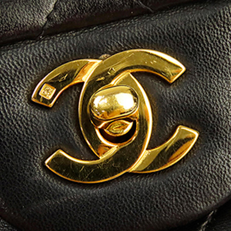 Chanel CC Timeless Lambskin Leather Single Flap Bag (SHG-27291) – LuxeDH