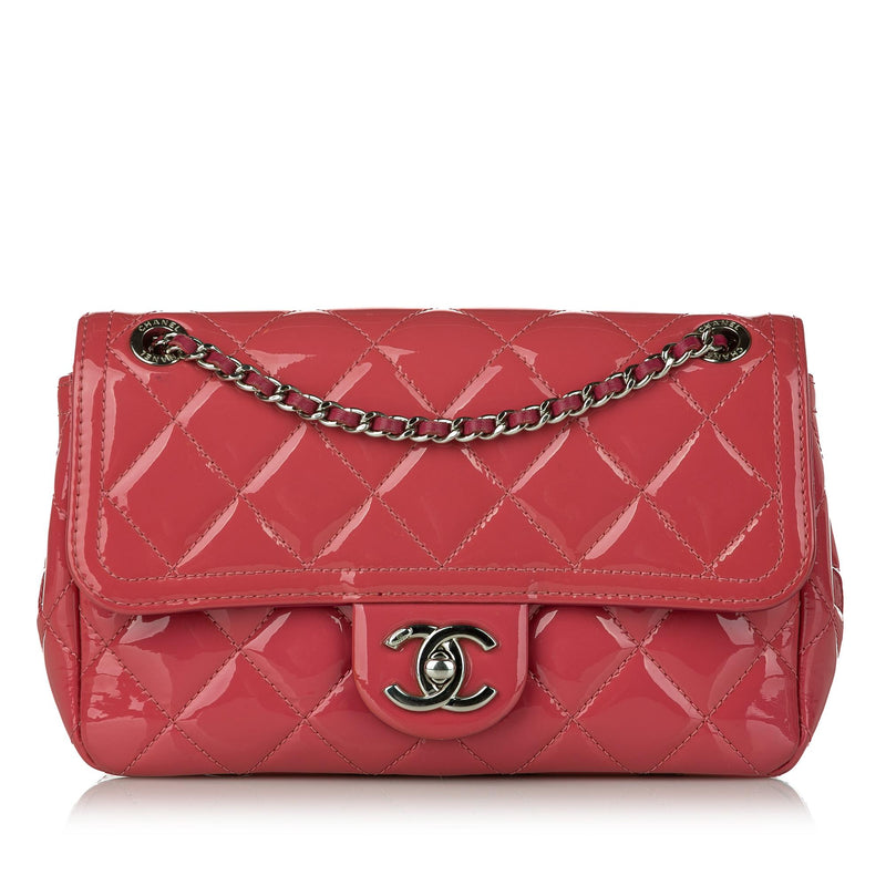 Chanel Small Coco Shine Patent Leather Flap Bag (SHG-Sn21Gd)