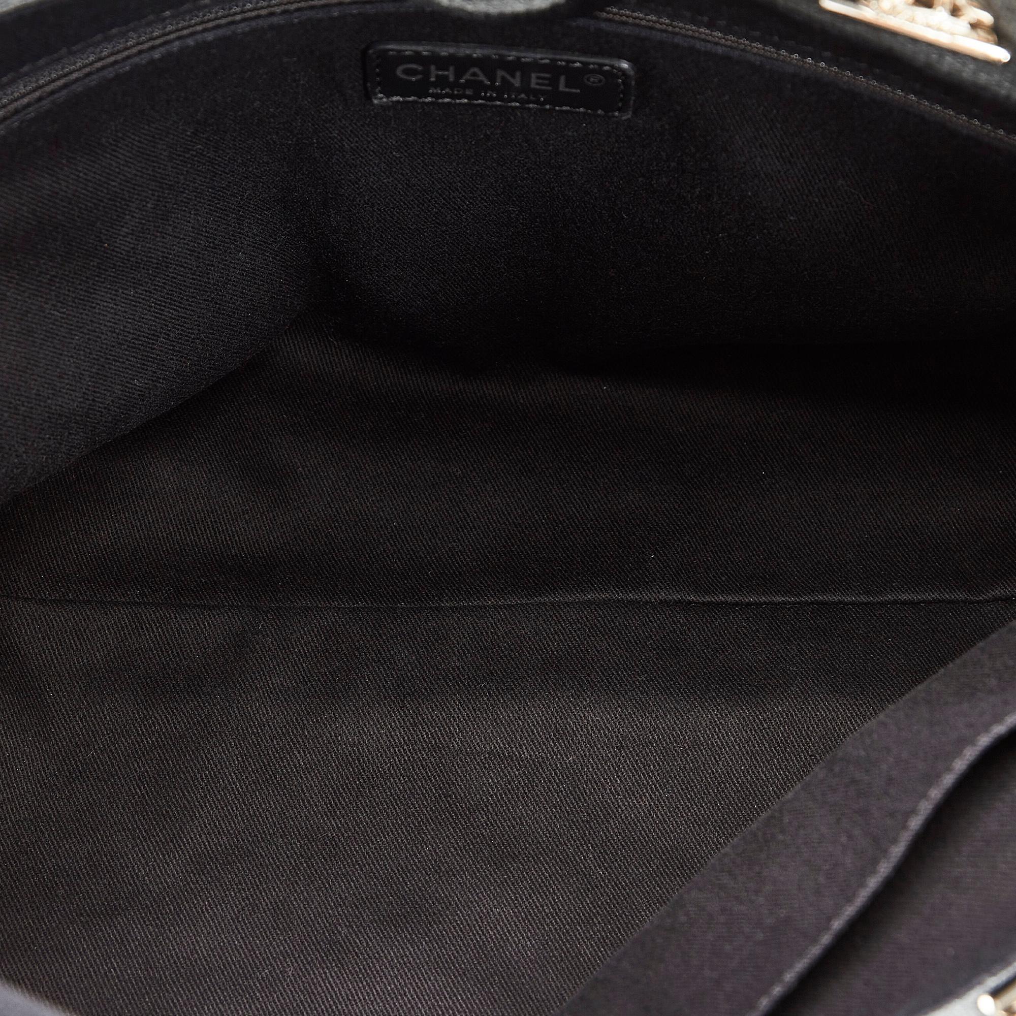 Chanel Small Deauville Tote Bag (SHG-iAZcBg)