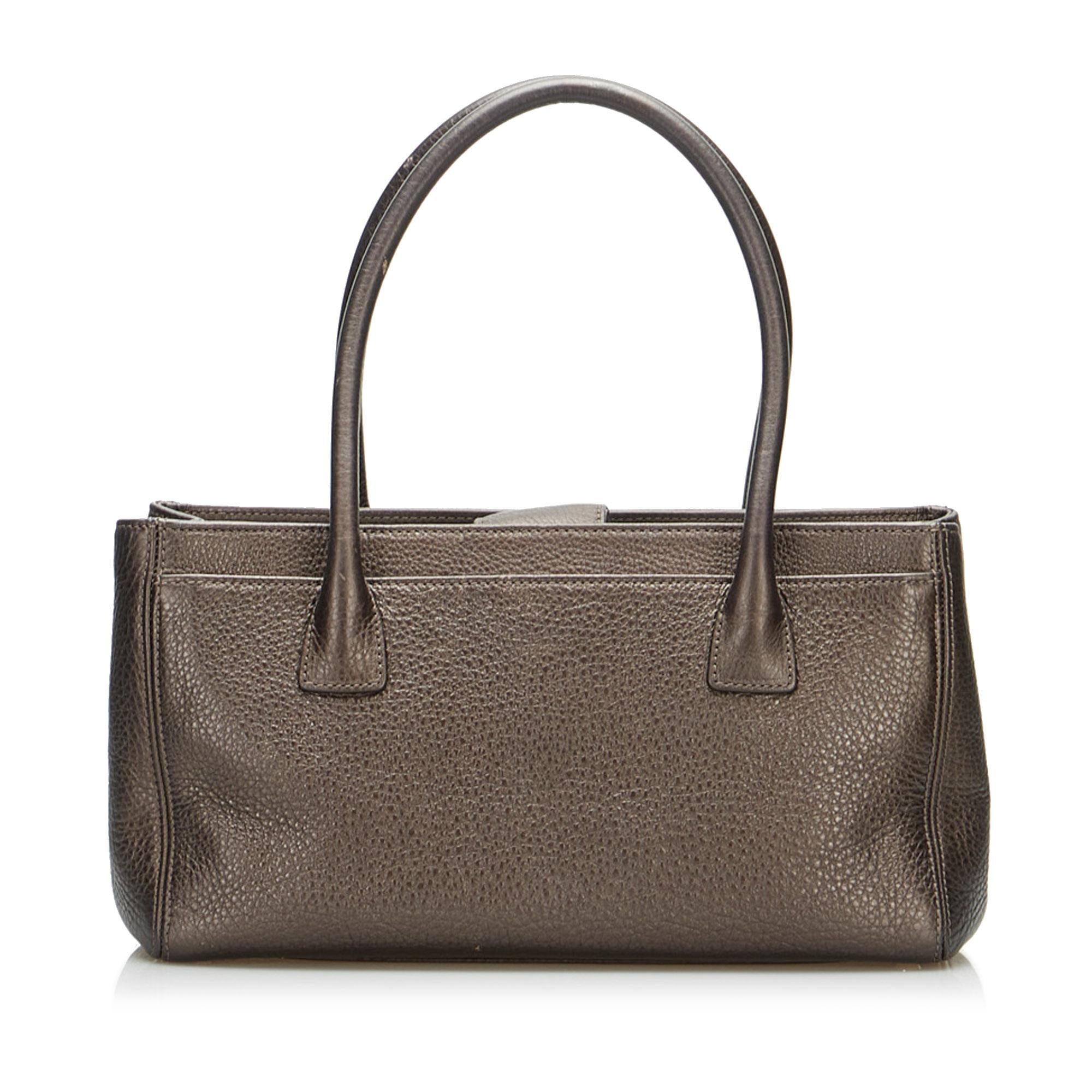 Chanel Small Executive Cerf Tote (SHG-fVvrBt)