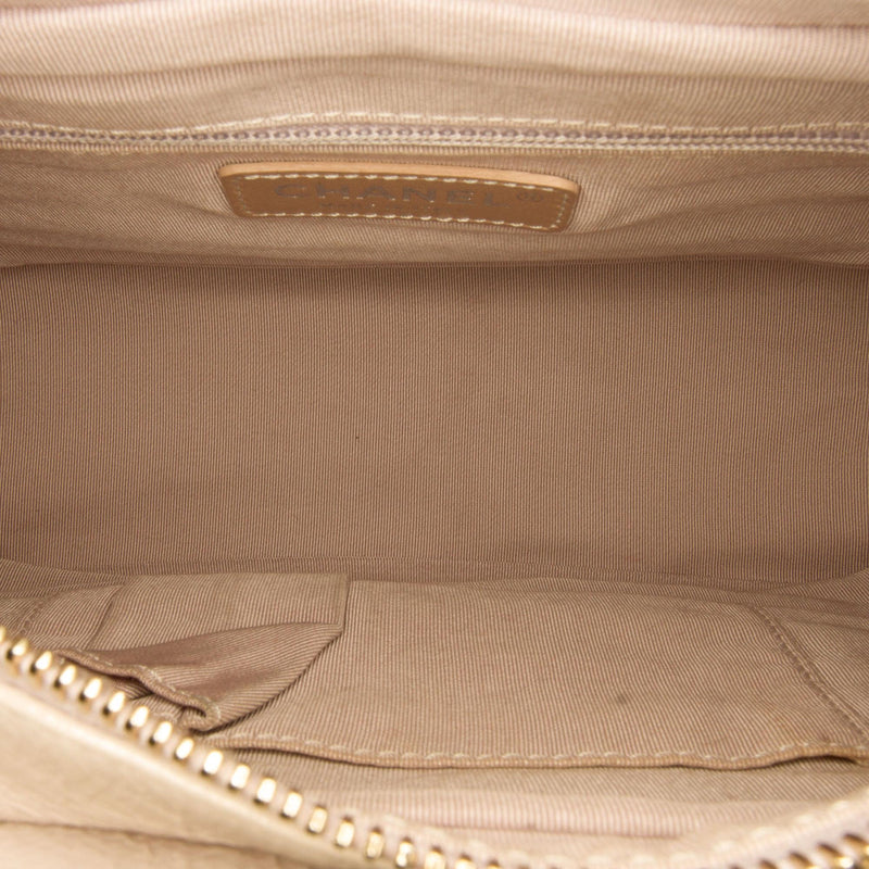 Chanel Small Lambskin Gabrielle Crossbody Bag (SHG-4VYKxn)