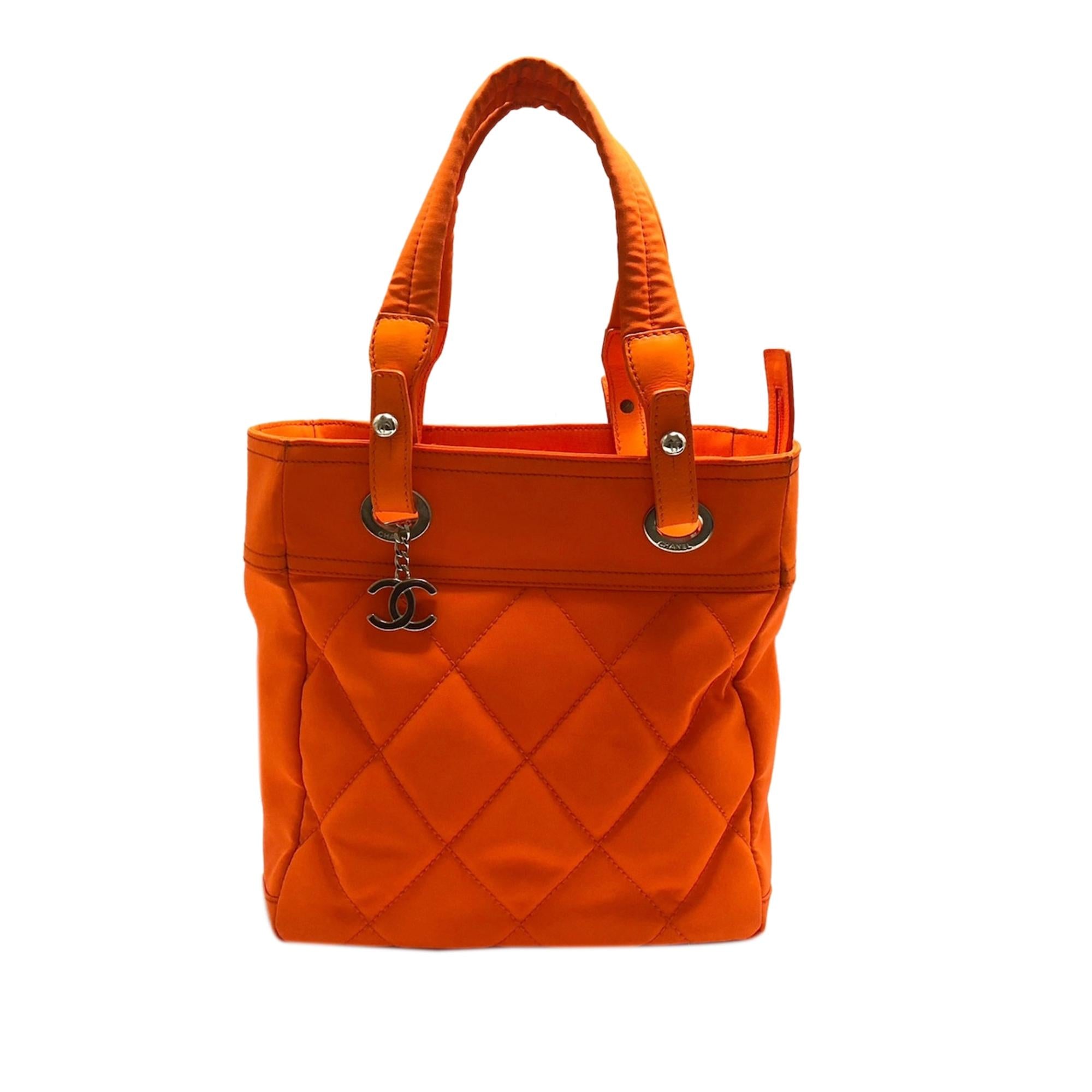 Chanel Small Paris-Biarritz Tote (SHG-wFXBzW)