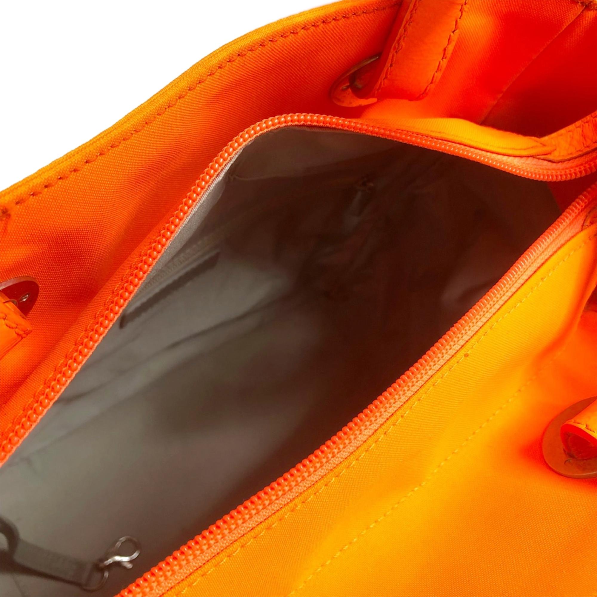 Chanel Small Paris-Biarritz Tote (SHG-wFXBzW)