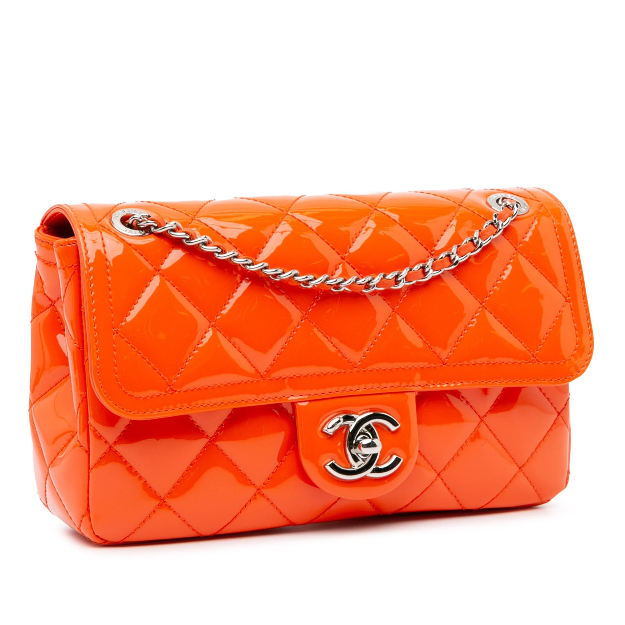 Chanel Small Patent Coco Shine Flap (SHG-uOk6MM)