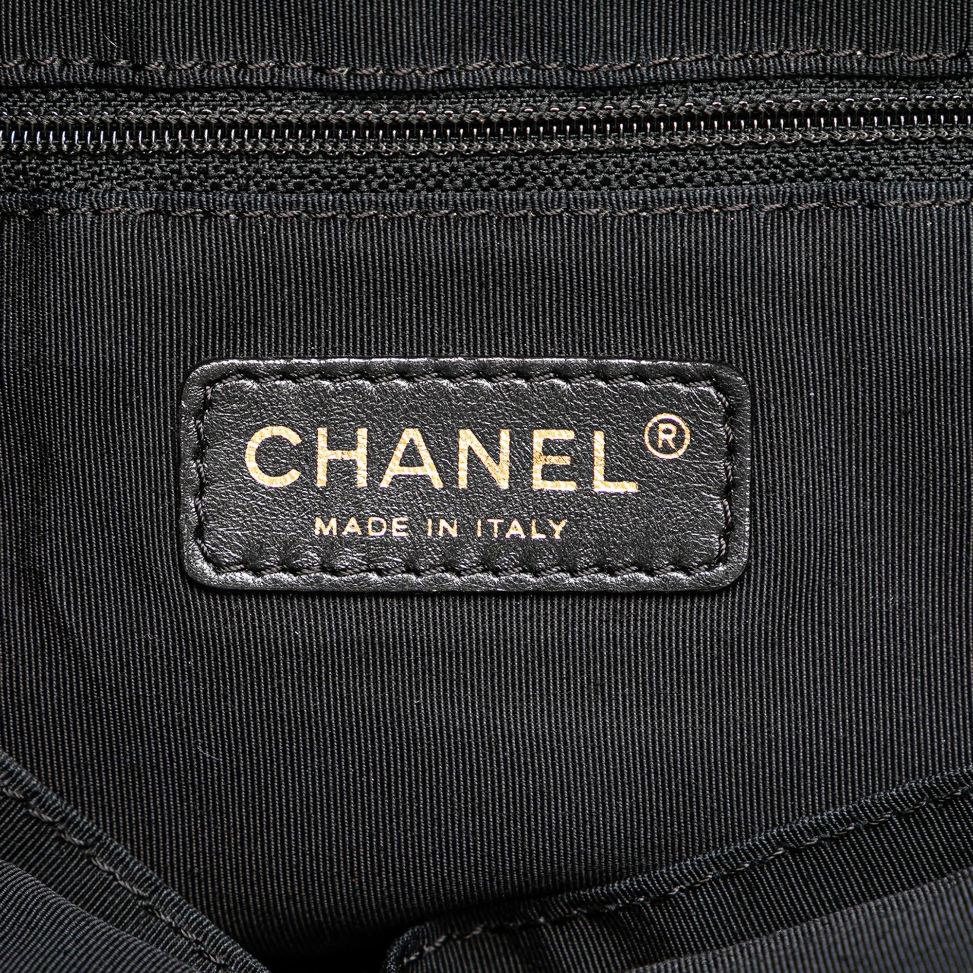 Chanel Small Quilted Calfskin Ca D'Oro Tote (SHG-gM3OPF)