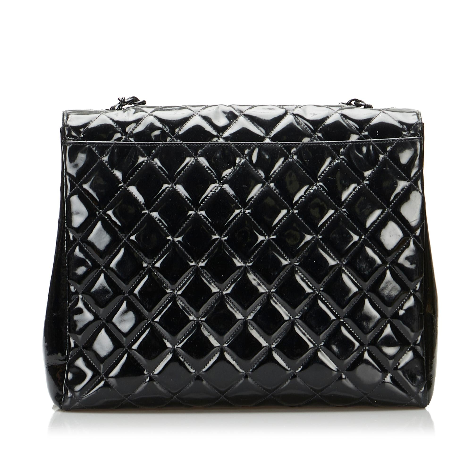 Chanel So Black Matelasse Patent Leather Single Flap Bag (SHG-XAF9hI)
