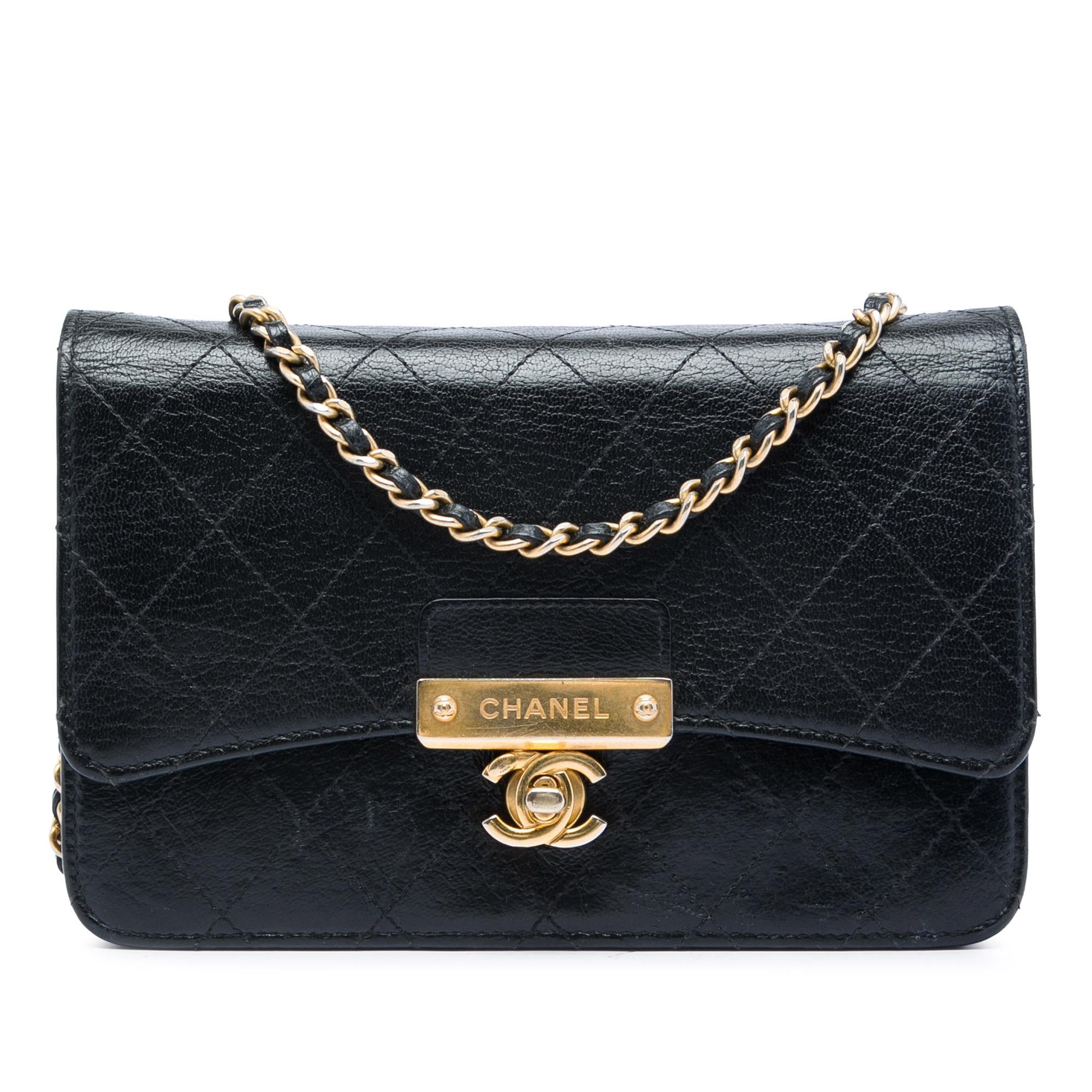 Chanel Stitched Goatskin Golden CC Wallet On Chain