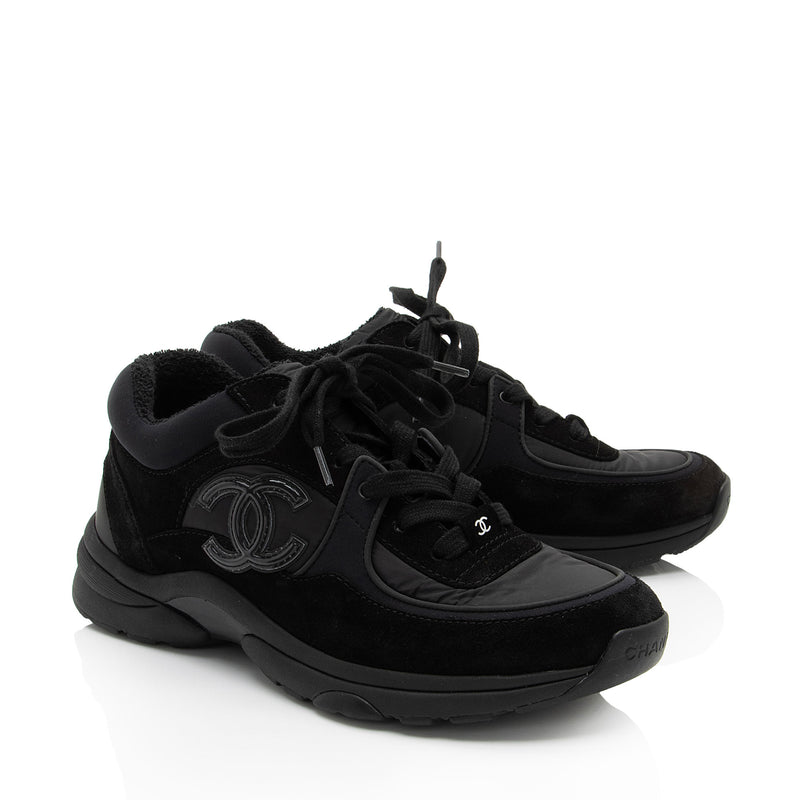 Chanel Suede Calfskin CC Sneakers - Size 7.5 / 37.5 (SHF-PJYB9I)