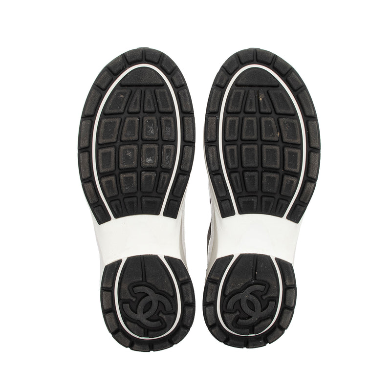 Chanel Suede Mesh CC Cap Toe Sneakers - Size 10.5 / 40.5 (SHF