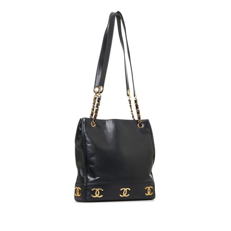Chanel Triple CC Chain Tote Black Caviar Gold Leather ref.564244 - Joli  Closet