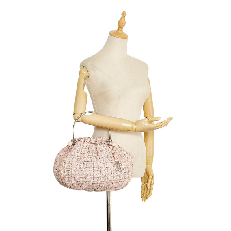 CHANEL, Bags, Hp Chanel Bag Boucle Tweed Pink Karl Lagerfeld Runway Coco  Cc Purse Vintage