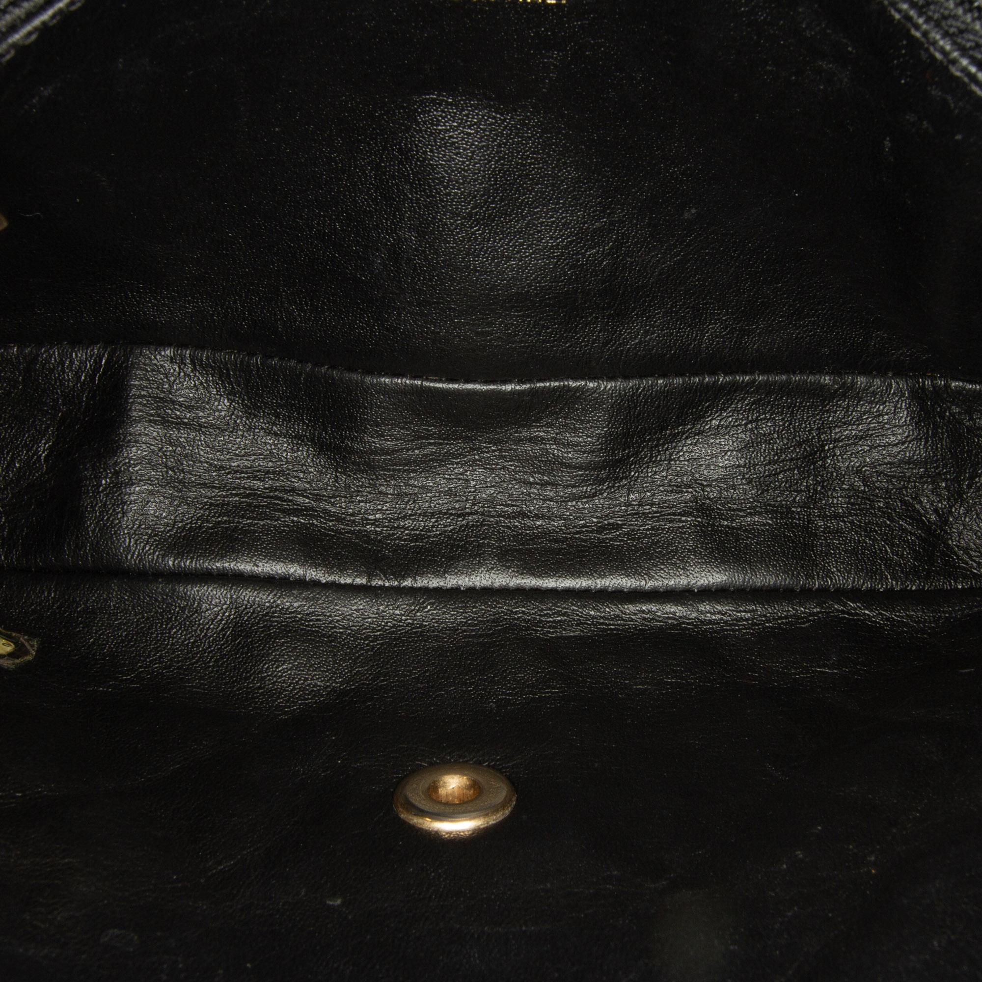 Chanel Two-Tone Day Flap Bag (SHG-ot7tWD)