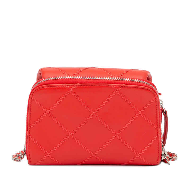 Chanel Ultimate Stitch Mini Flap Wallet On Chain (SHG-IuFKYz)