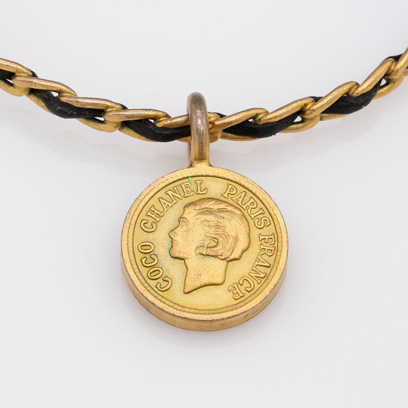 Chanel Vintage Metal Leather Chain CC Medallion Bracelet (SHF-HvvYpL)