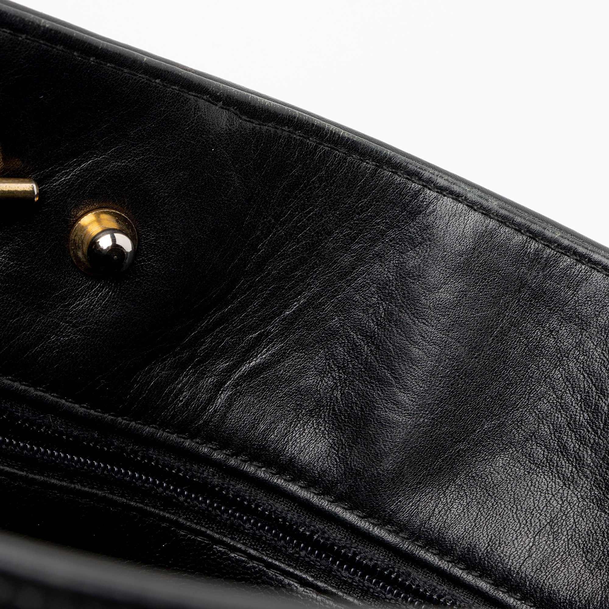 Chanel Vintage Quilted Lambskin Tote (SHF-KLrZGV)