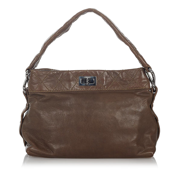 Chanel Wild Stitch Lambskin Leather Shoulder Bag (SHG-27080)