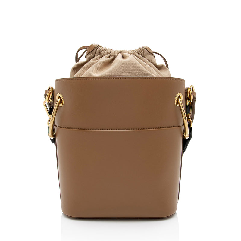 Chloe Calfskin Roy Small Bucket Bag (SHF-GyNXb9)