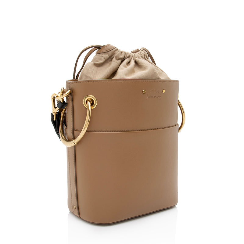 Chloe Calfskin Roy Small Bucket Bag (SHF-GyNXb9)