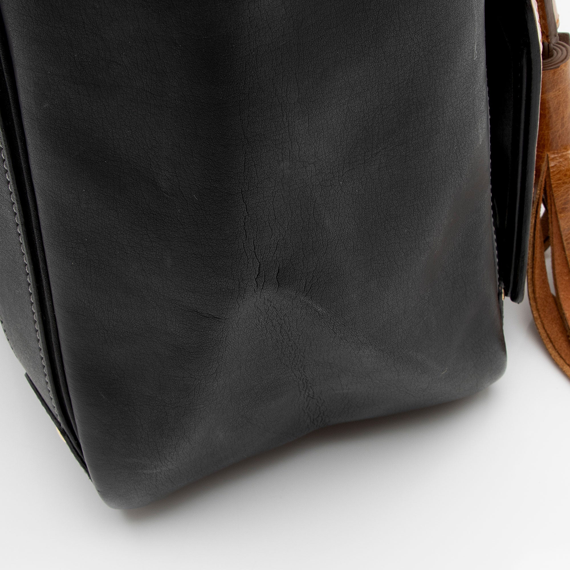 Chloe Leather Eden Tote (SHF-M9tWyL)