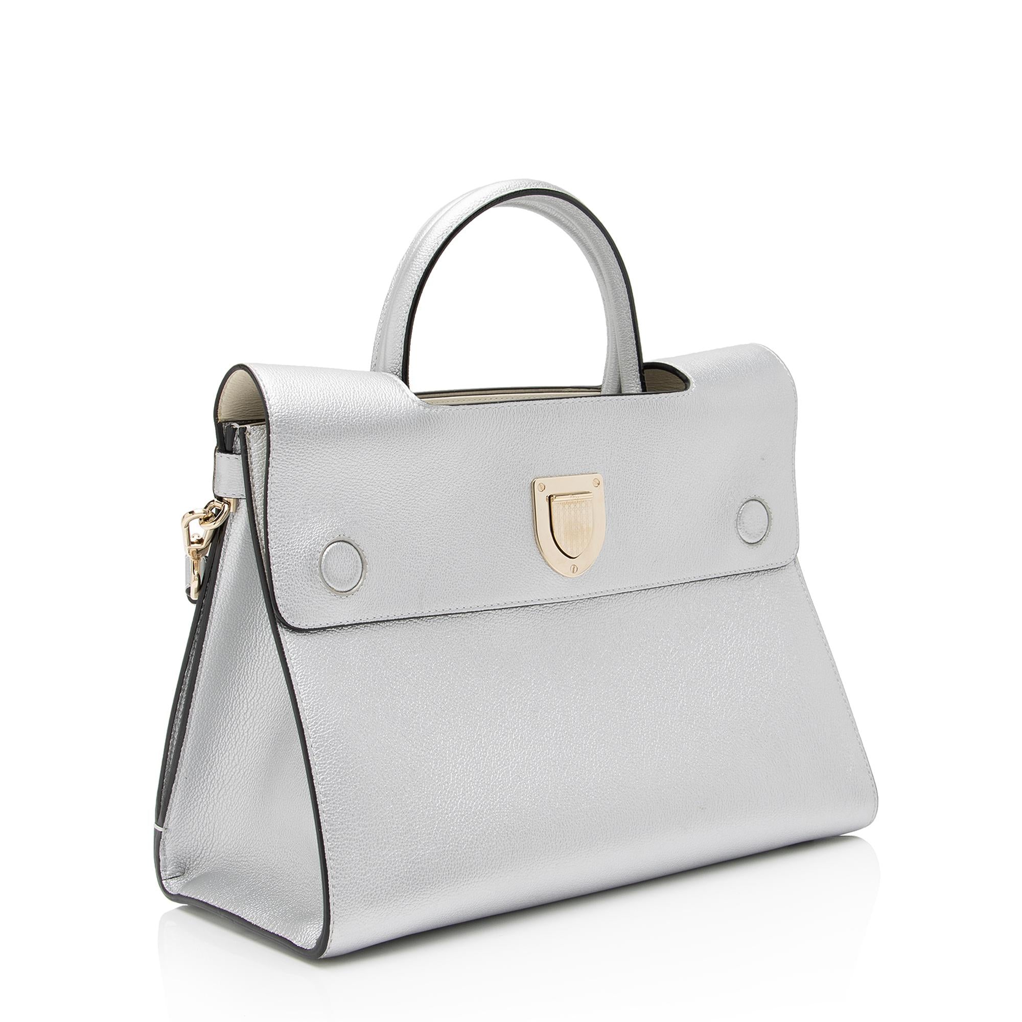 Dior Metallic Calfskin Diorever Medium Tote (SHF-BJ3NV5)