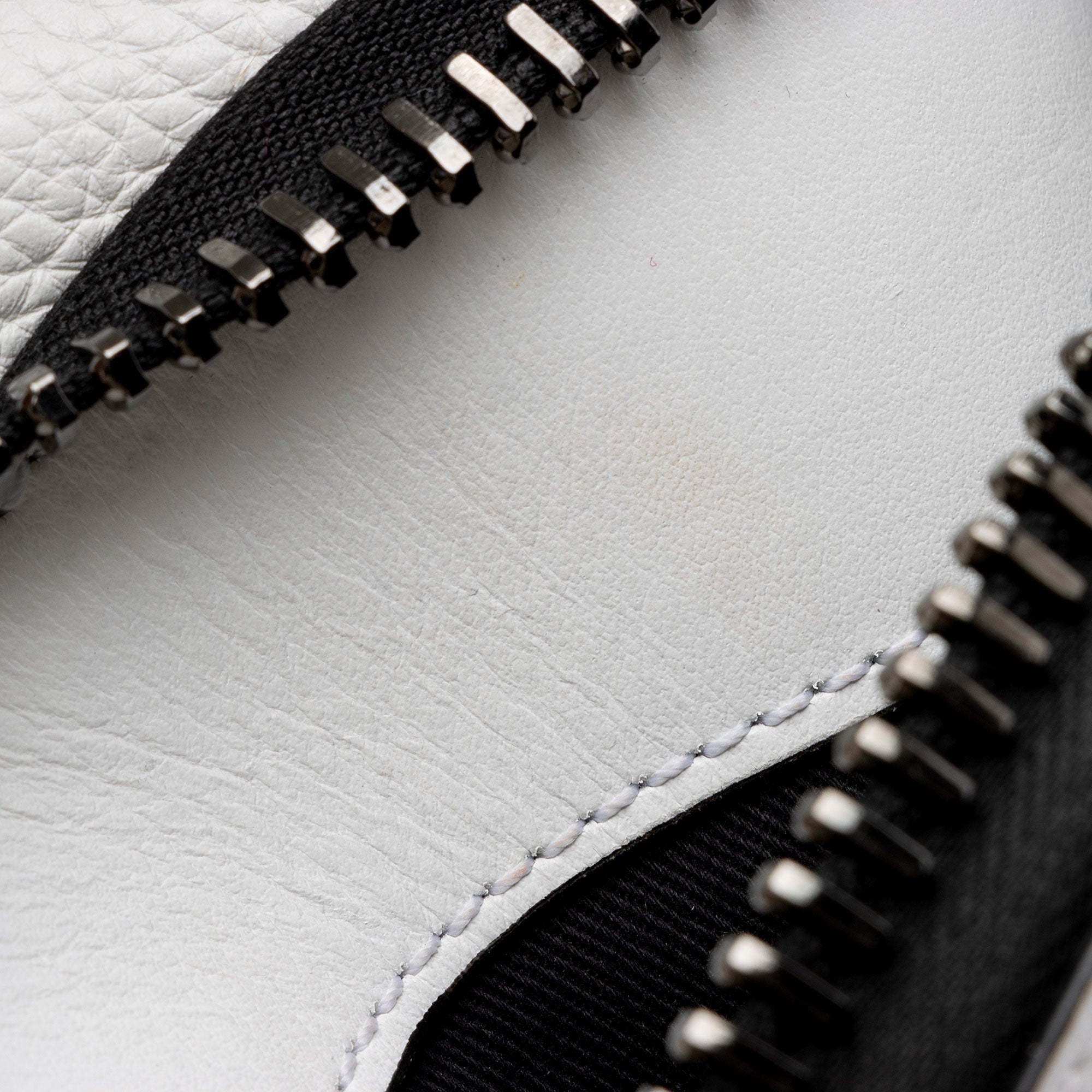 Christian Louboutin Calfskin Studded Explorafunk Backpack (SHF-u5Ygt1)