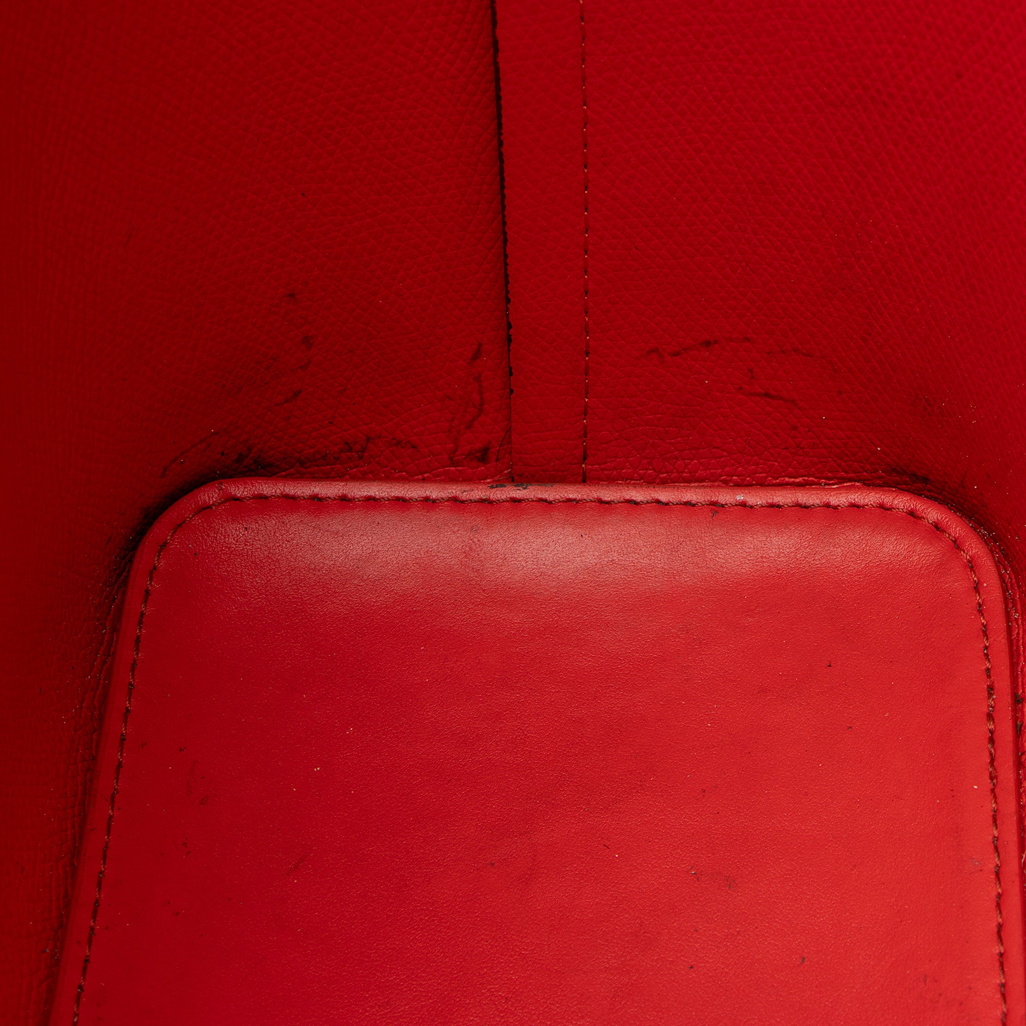 Christian Louboutin Embossed Leather Loubinthesky Cabata Small Tote (SHF-h4QQsx)
