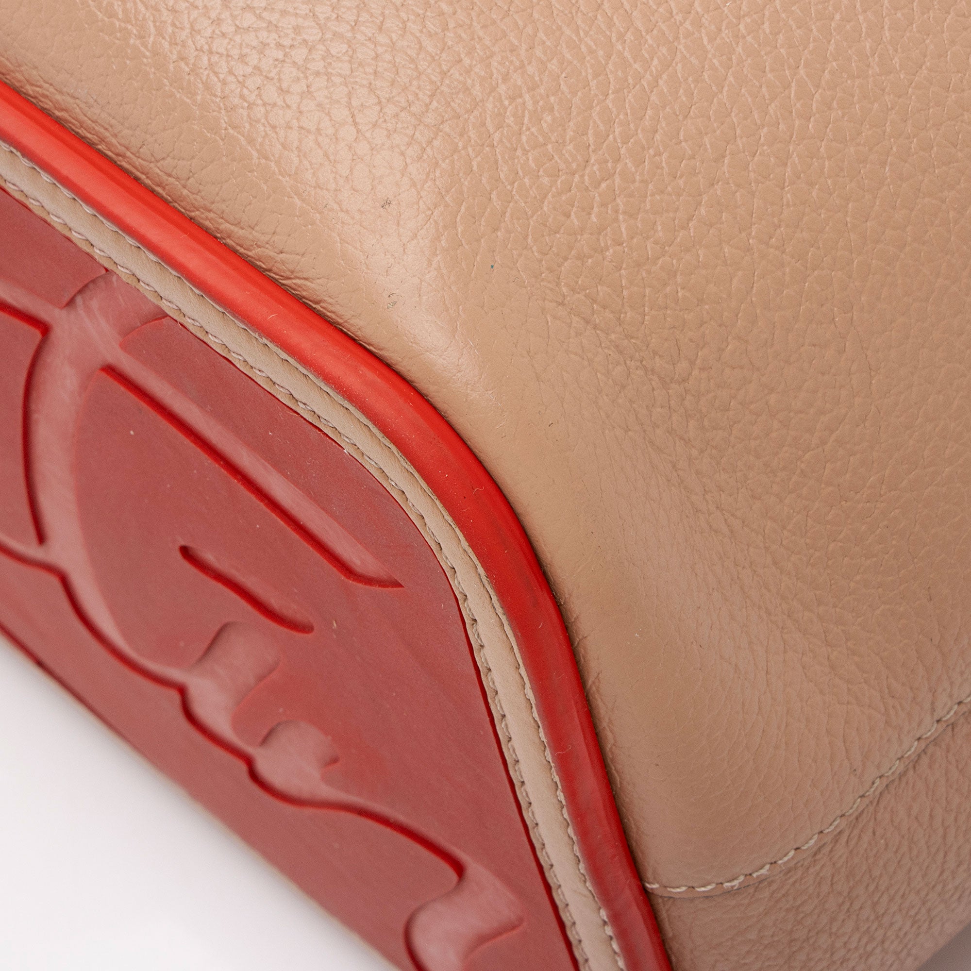 Christian Louboutin Leather Cabata Tote - FINAL SALE (SHF-heAsbV)