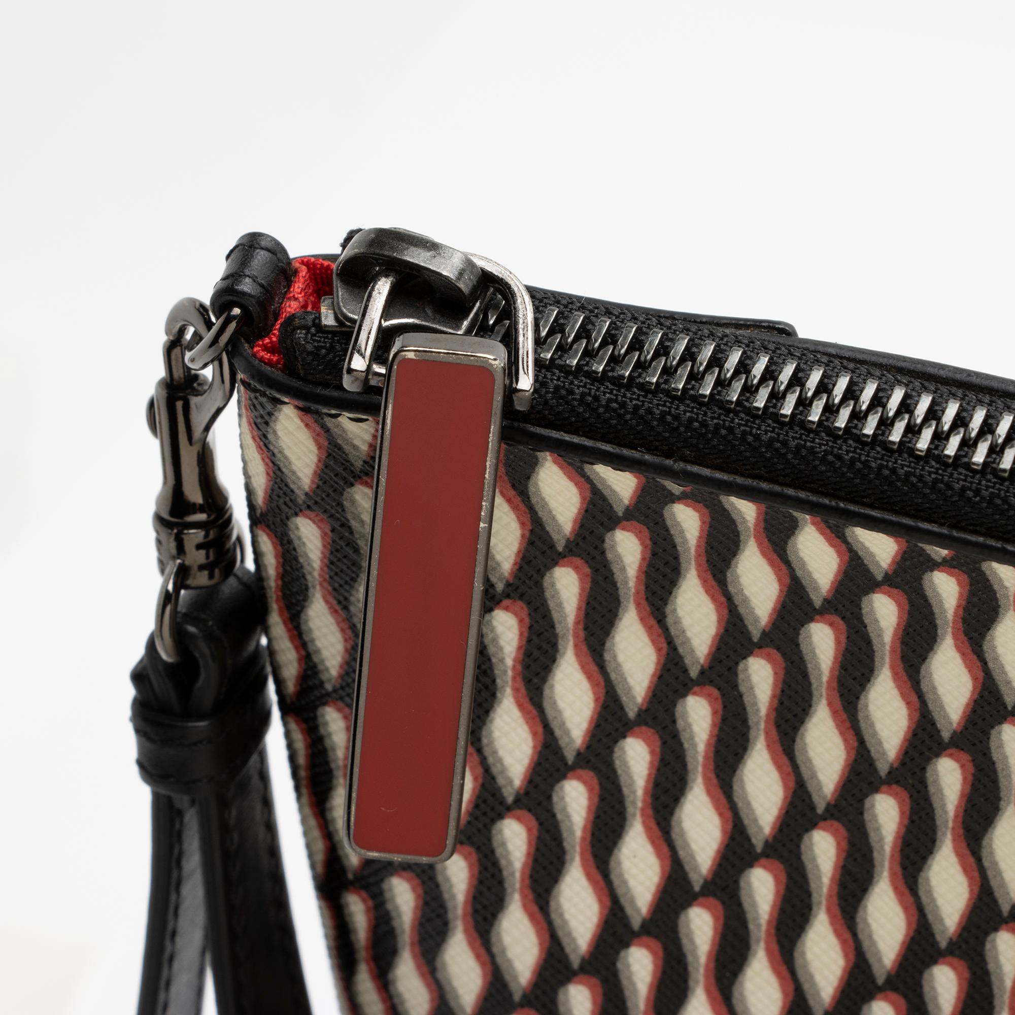 Christian Louboutin Coated Canvas Logo Peter Pouch (SHF-dP0ueF)